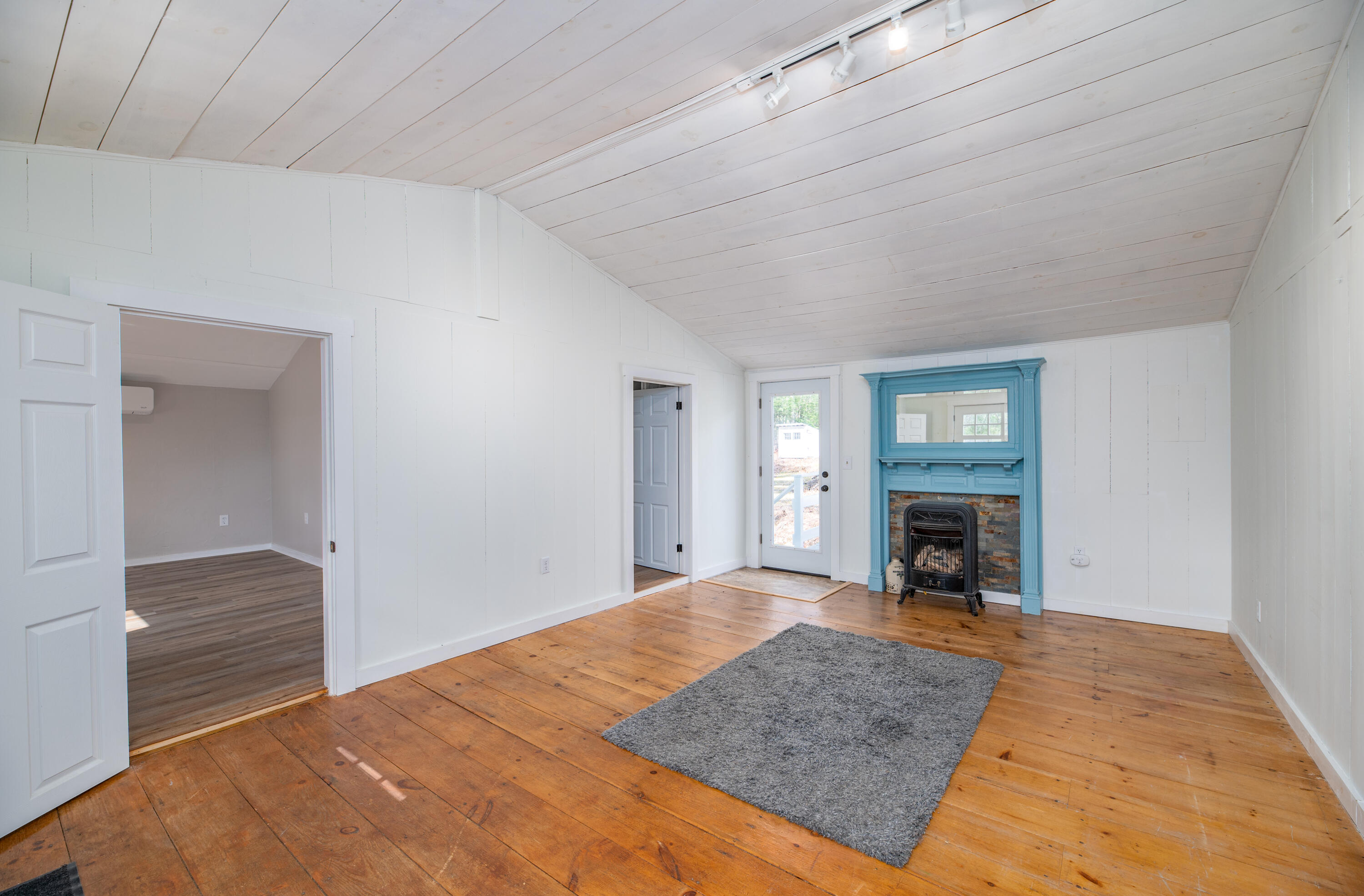 380 E Neck Road Nobleboro ME 04555