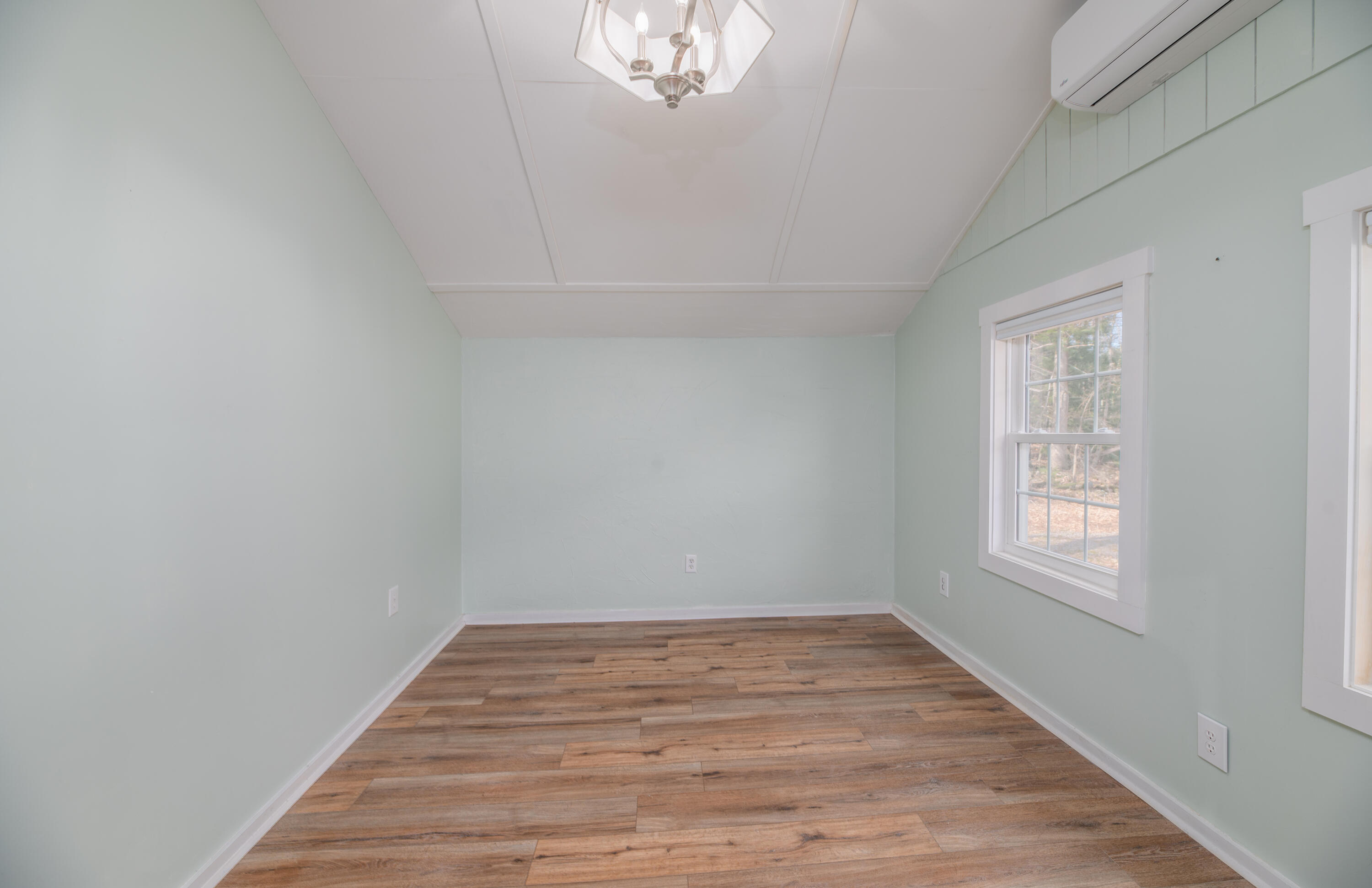 380 E Neck Road Nobleboro ME 04555