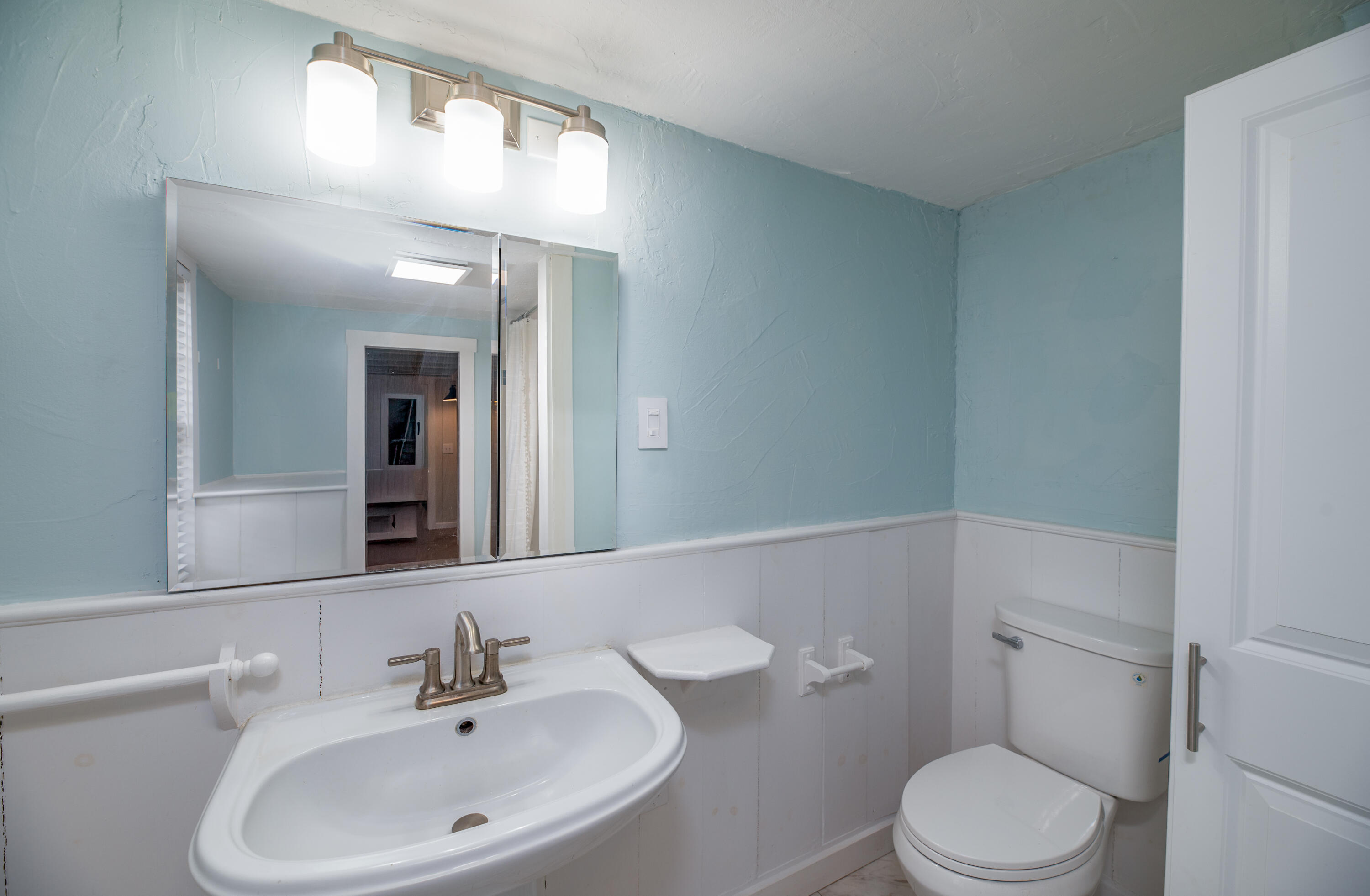 380 E Neck Road Nobleboro ME 04555