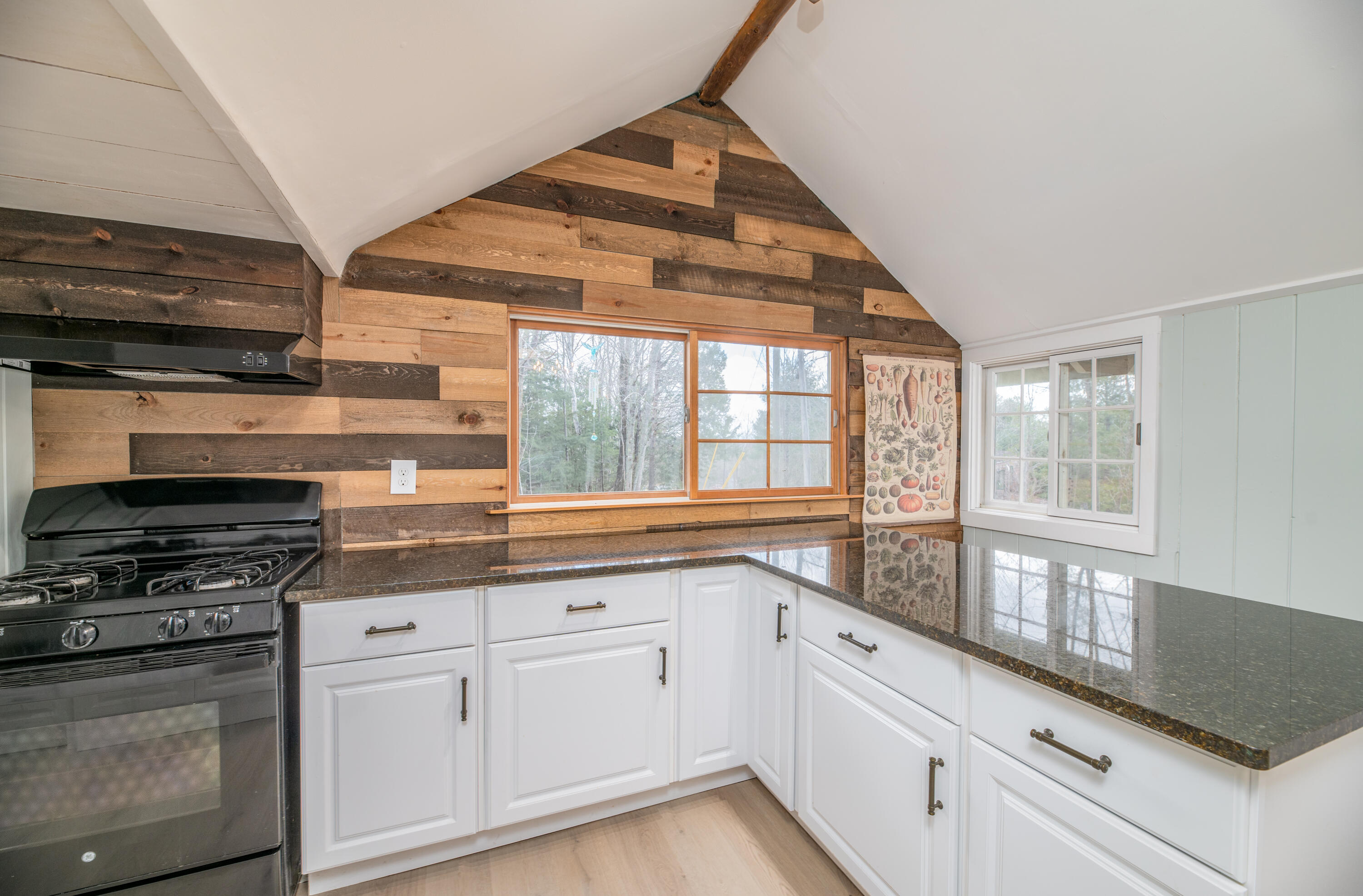 380 E Neck Road Nobleboro ME 04555