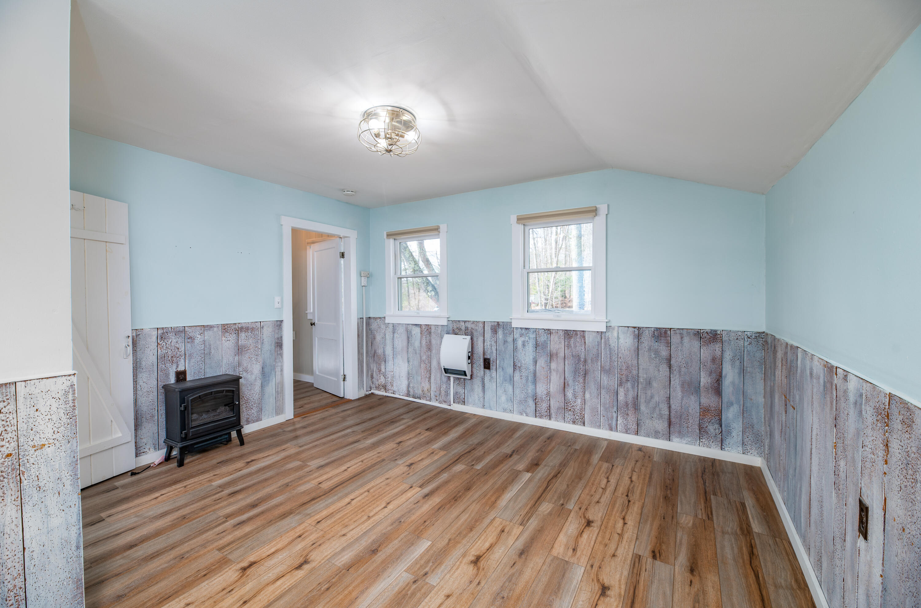 380 E Neck Road Nobleboro ME 04555