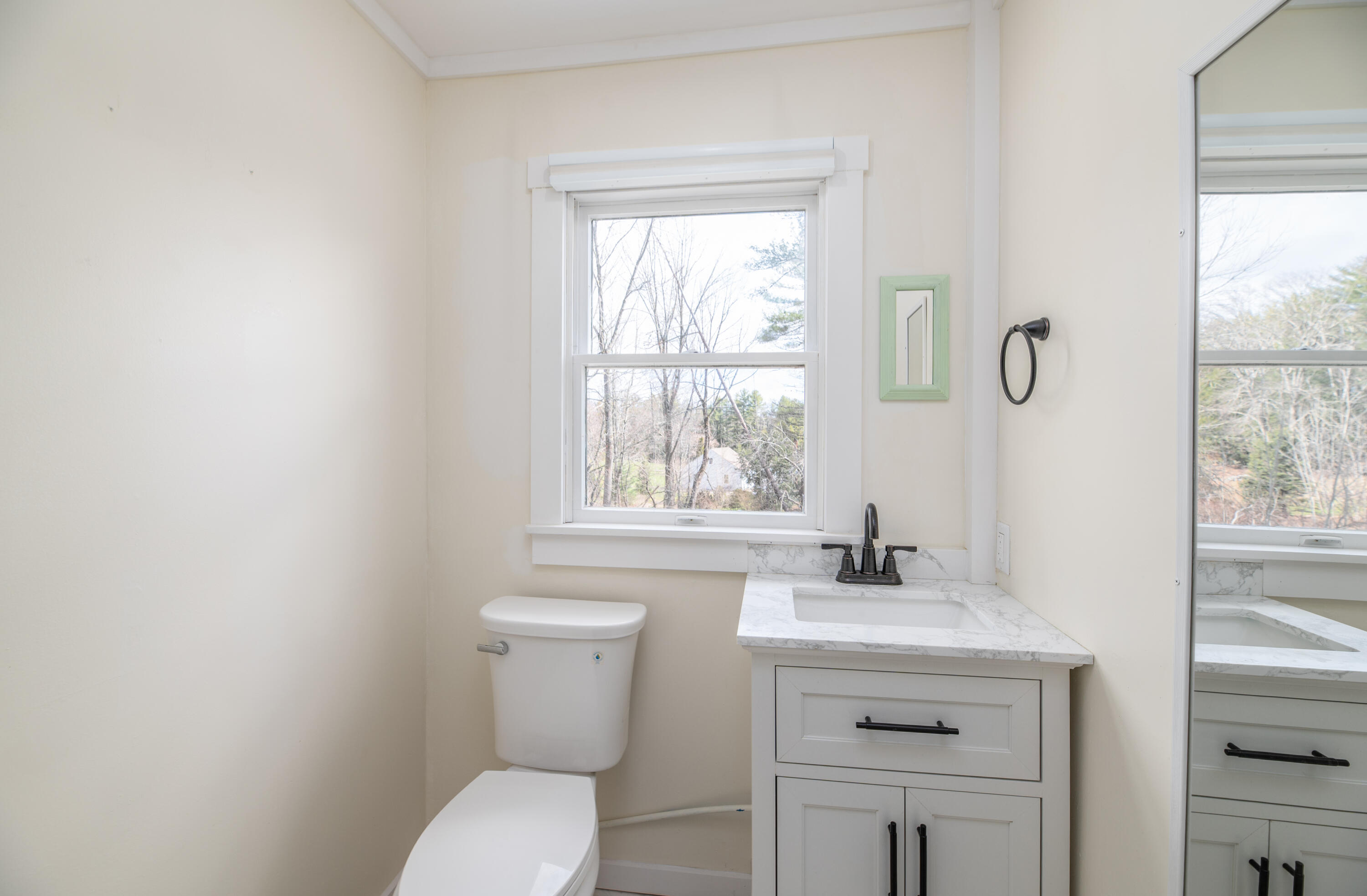 380 E Neck Road Nobleboro ME 04555