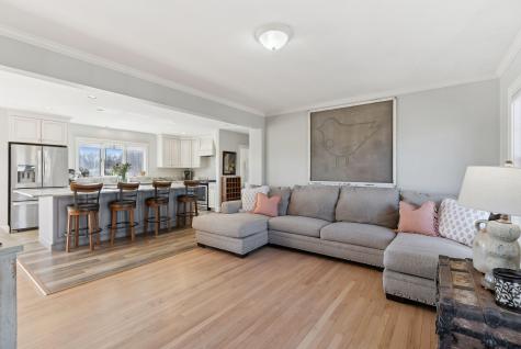 2 Muirfield Road Falmouth ME 04105