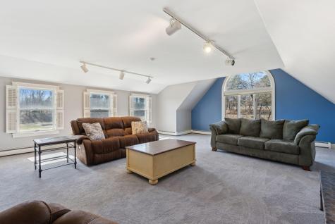 2 Muirfield Road Falmouth ME 04105