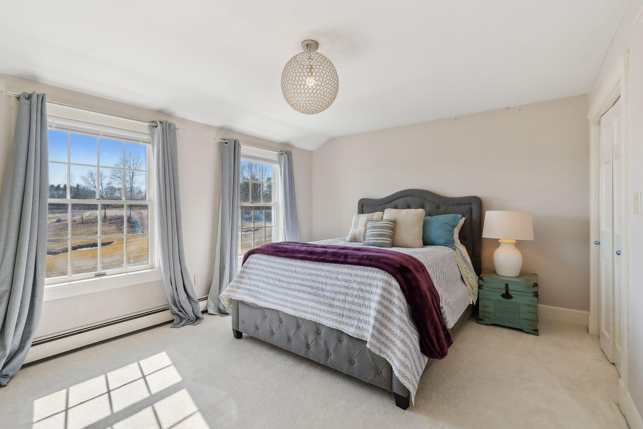 2 Muirfield Road Falmouth ME 04105