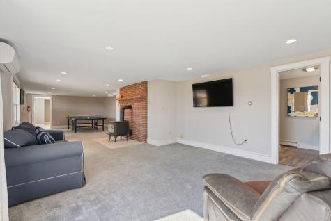 2 Muirfield Road Falmouth ME 04105