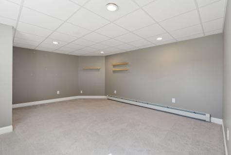 2 Muirfield Road Falmouth ME 04105