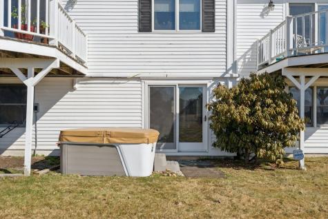 2 Muirfield Road Falmouth ME 04105