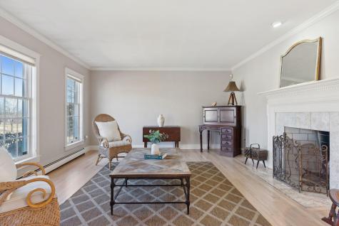 2 Muirfield Road Falmouth ME 04105