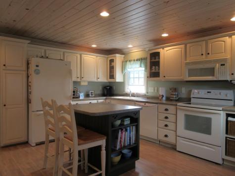 44 Bushey Circle Lewiston ME 04240