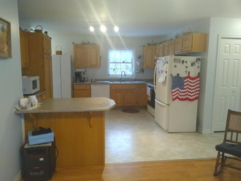 119 Bowman Street Farmingdale ME 04344