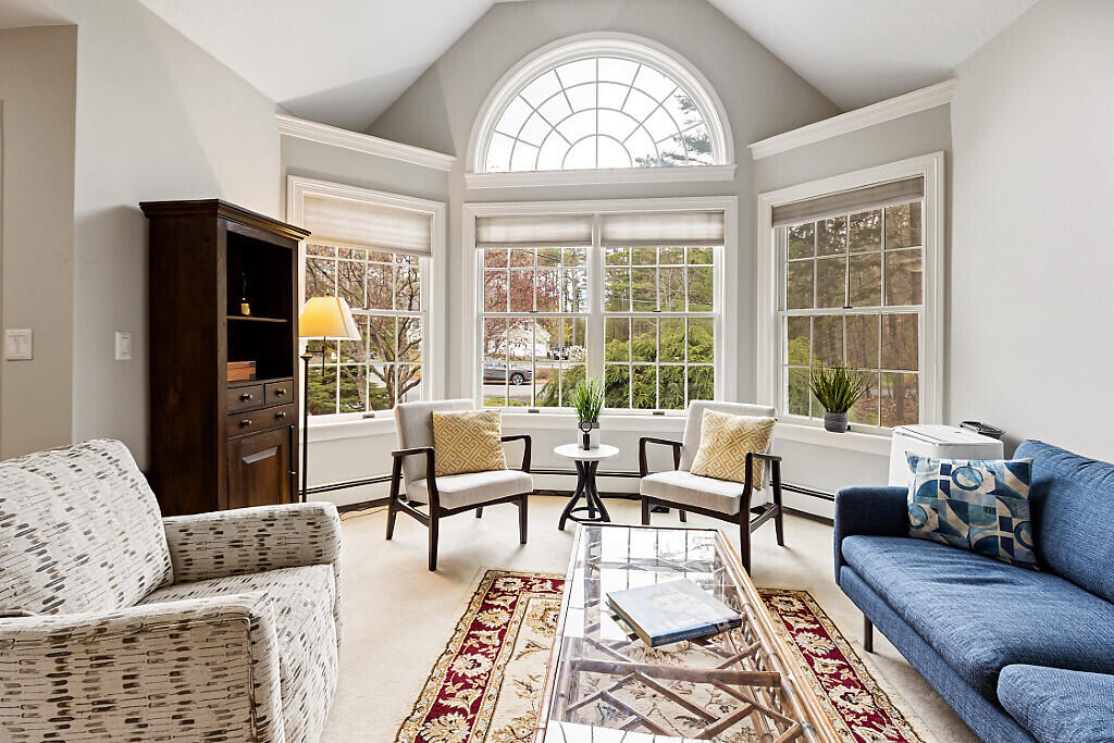 13 Baxter Lane Brunswick ME 04011
