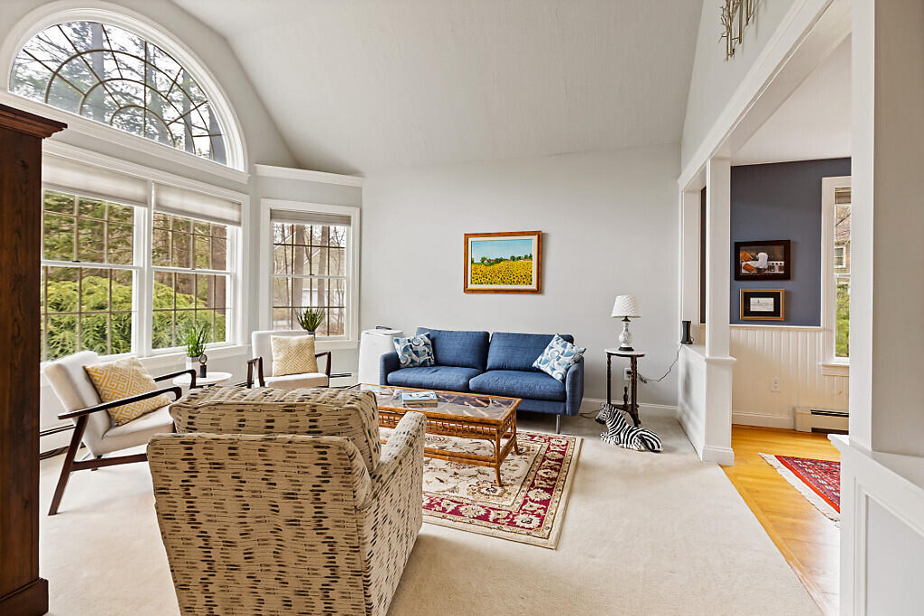 13 Baxter Lane Brunswick ME 04011