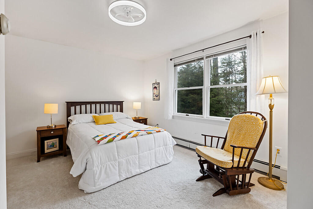 13 Baxter Lane Brunswick ME 04011