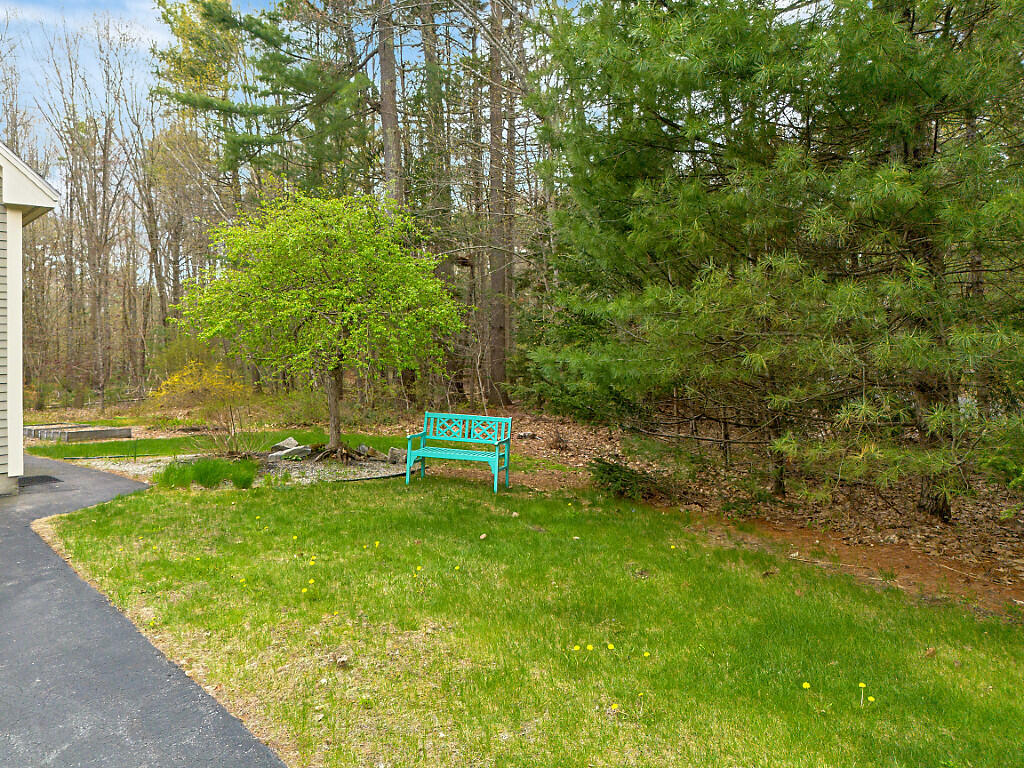 13 Baxter Lane Brunswick ME 04011