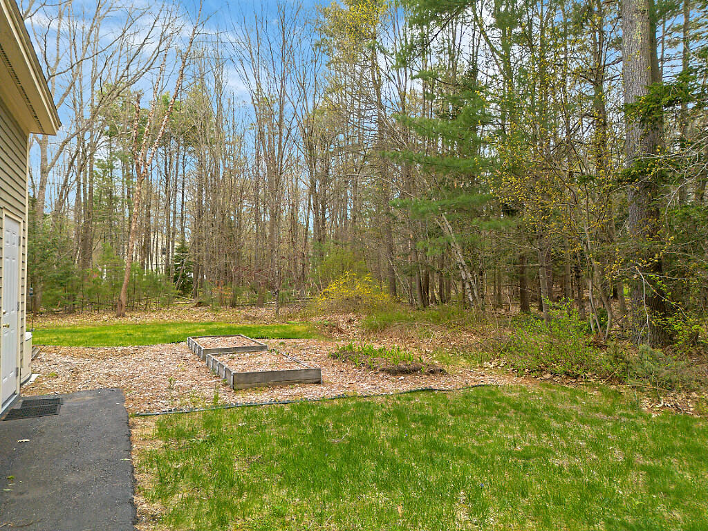 13 Baxter Lane Brunswick ME 04011