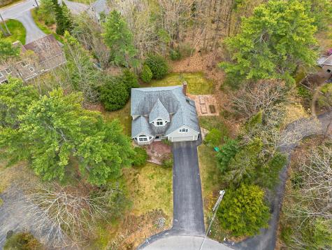 13 Baxter Lane Brunswick ME 04011