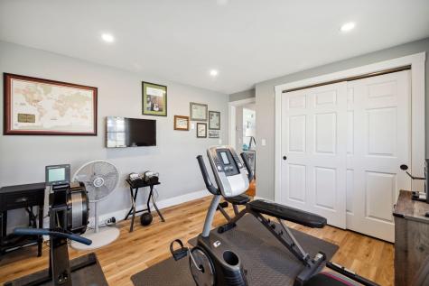 6 Pheasant Court York ME 03909