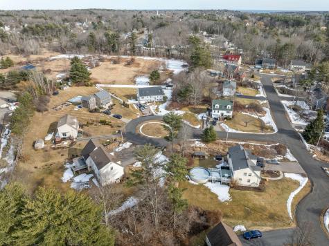 6 Pheasant Court York ME 03909