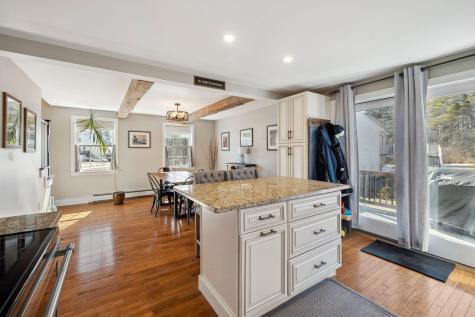 6 Pheasant Court York ME 03909