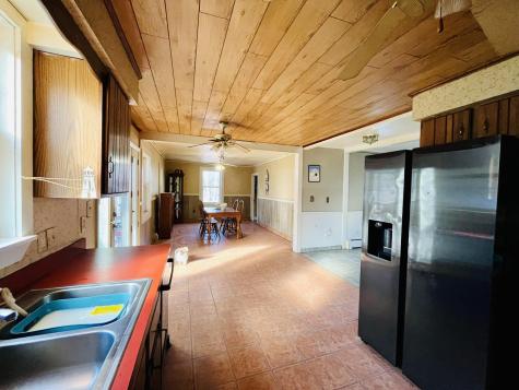 516 Greenwood Road Norway ME 04268