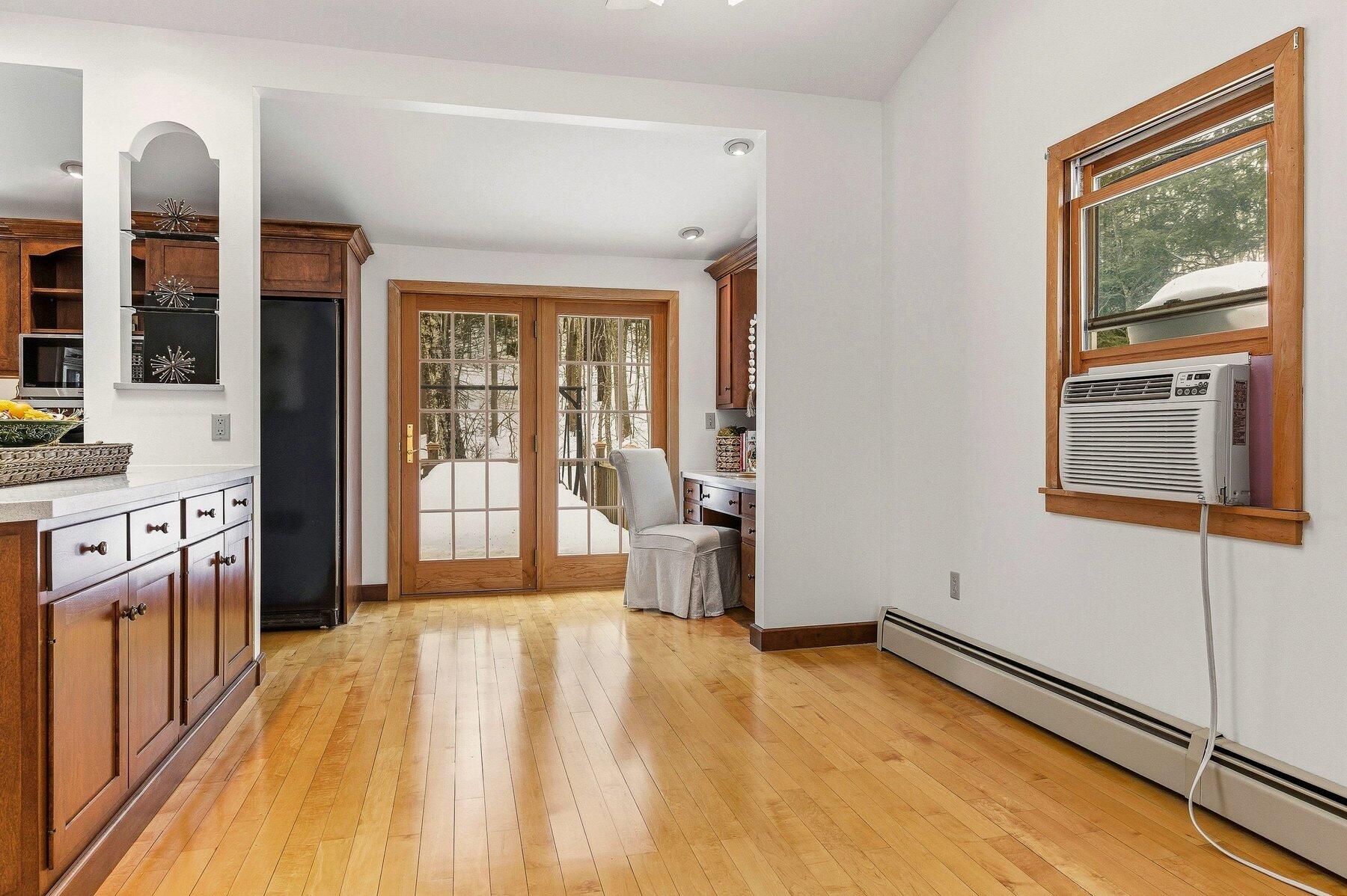 31 Clay Hill Road York ME 03902