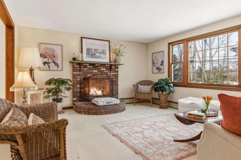 31 Clay Hill Road York ME 03902