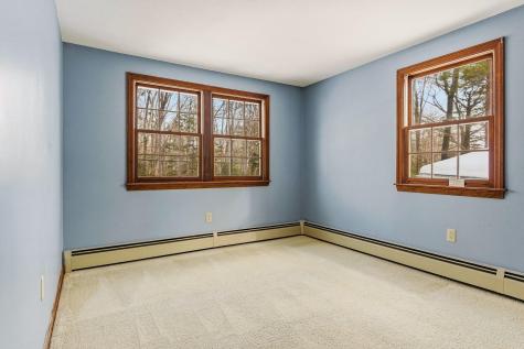 31 Clay Hill Road York ME 03902