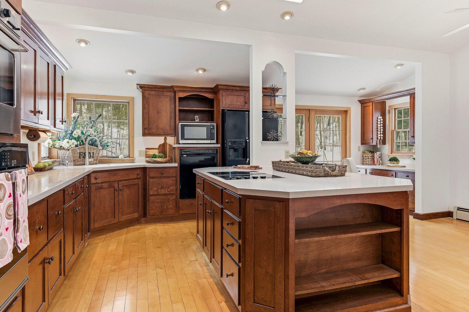 31 Clay Hill Road York ME 03902