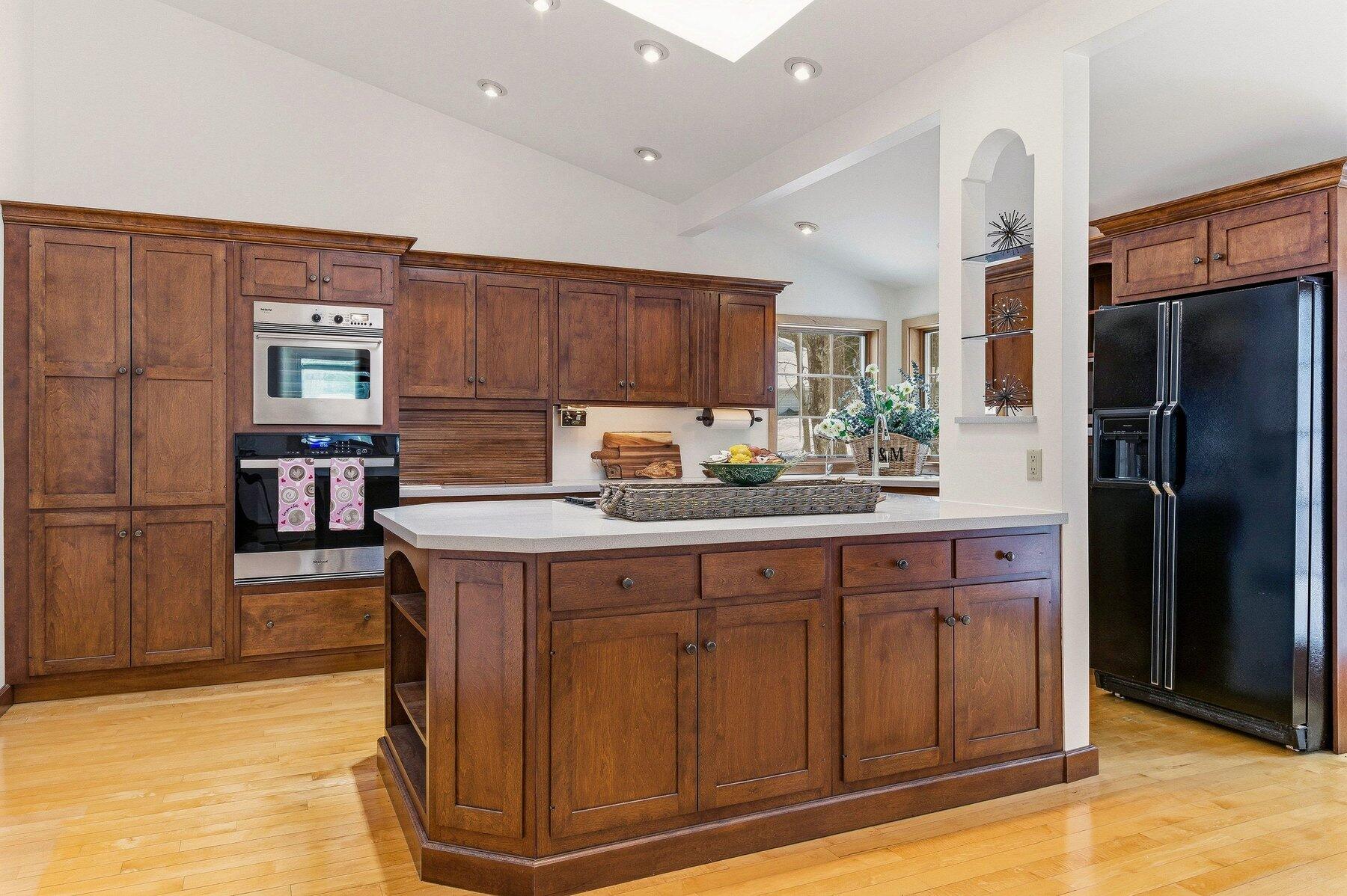 31 Clay Hill Road York ME 03902