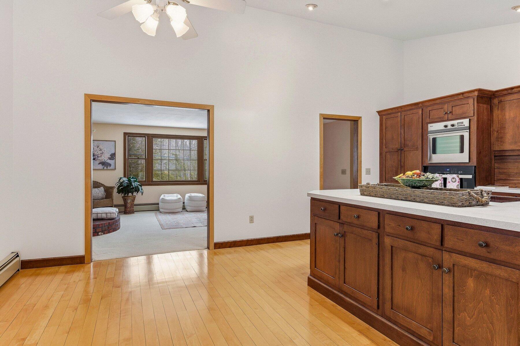 31 Clay Hill Road York ME 03902