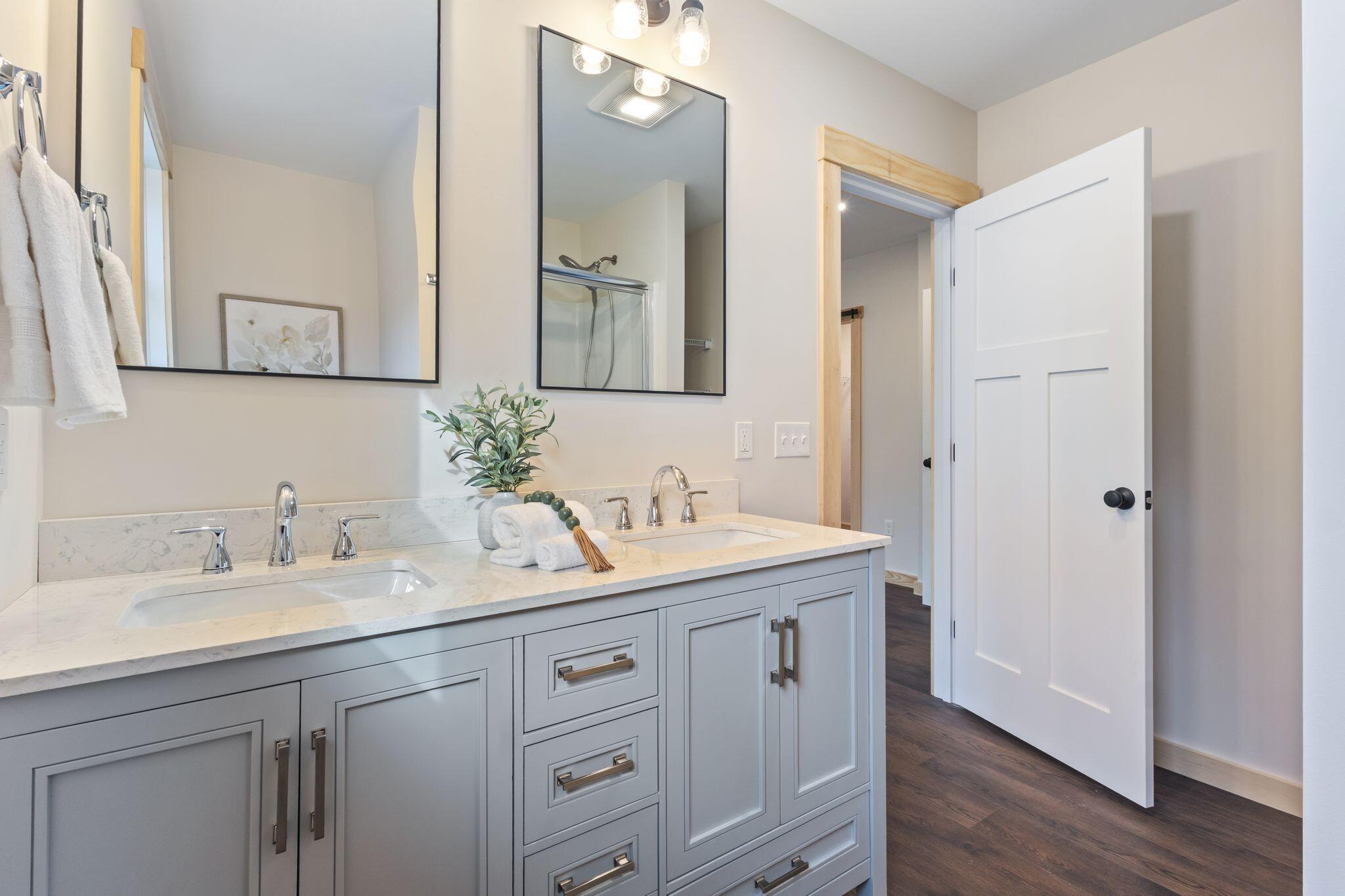 101 Goodrich Road Hebron ME 04238