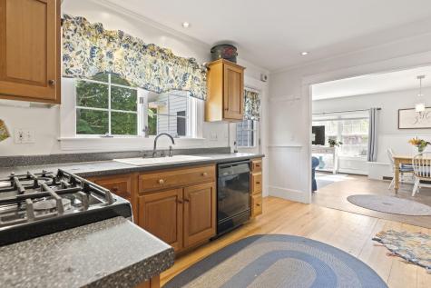 96 Leighton Road Falmouth ME 04105