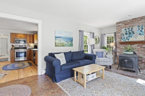 96 Leighton Road Falmouth ME 04105
