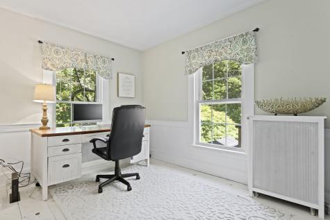 96 Leighton Road Falmouth ME 04105