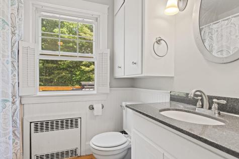 96 Leighton Road Falmouth ME 04105