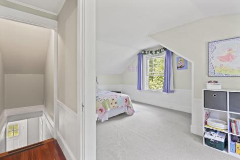 96 Leighton Road Falmouth ME 04105