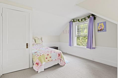 96 Leighton Road Falmouth ME 04105