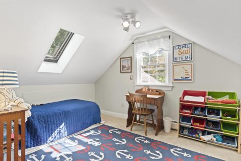 96 Leighton Road Falmouth ME 04105
