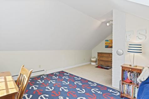 96 Leighton Road Falmouth ME 04105