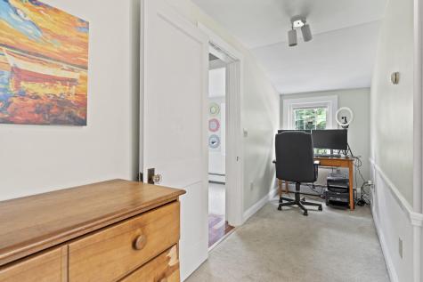 96 Leighton Road Falmouth ME 04105