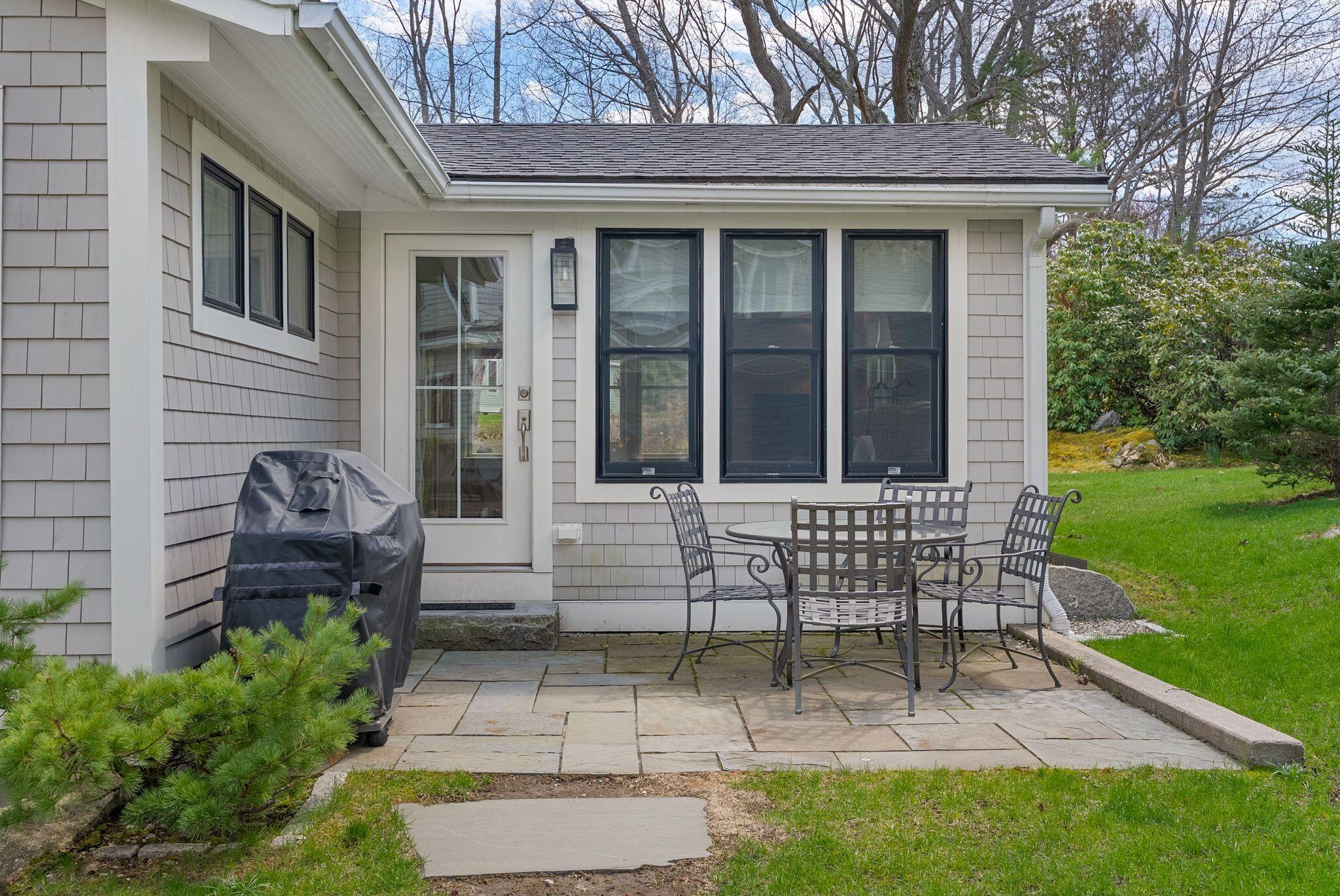 6 Perkins Lane Kennebunkport ME 04046