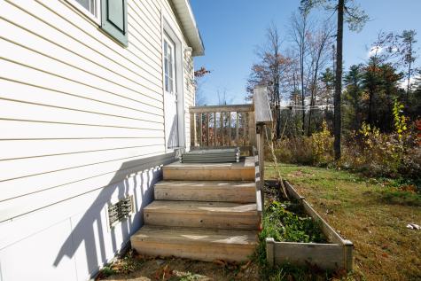 9 Kaleb's Way Dresden ME 04342