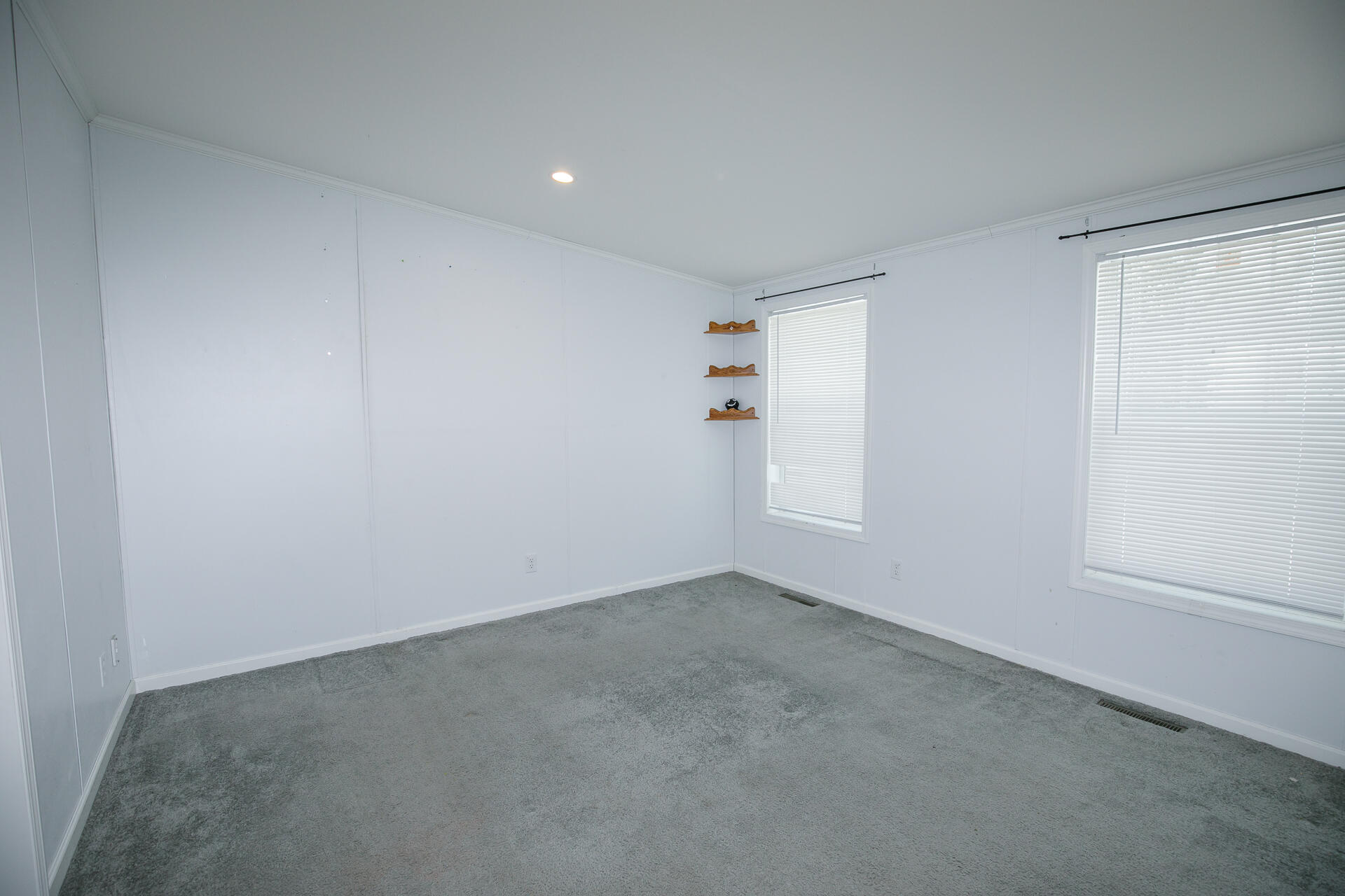 9 Kaleb's Way Dresden ME 04342