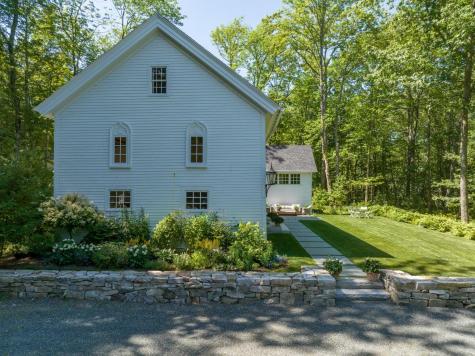 14 Old Westport Lane Blue Hill ME 04614