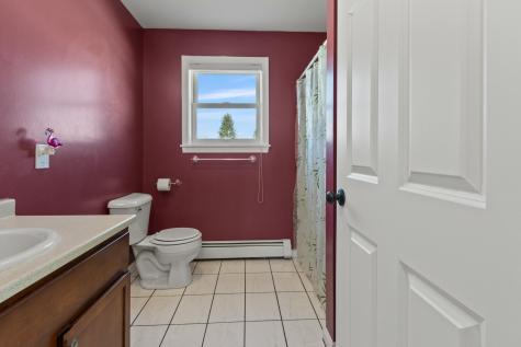 32 Wagner Farm Road Gorham ME 04038
