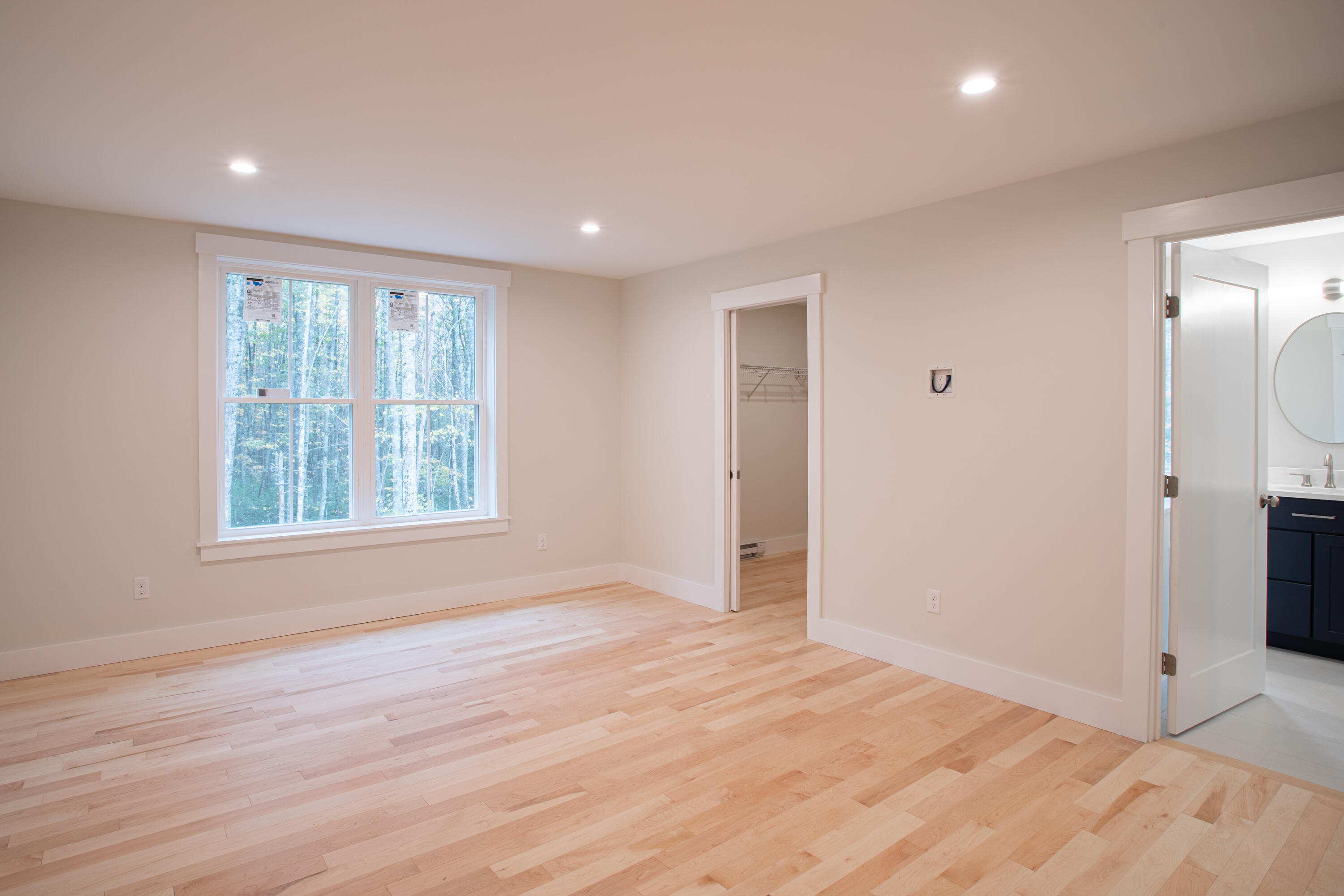 15 Lessard Circle Arundel ME 04046