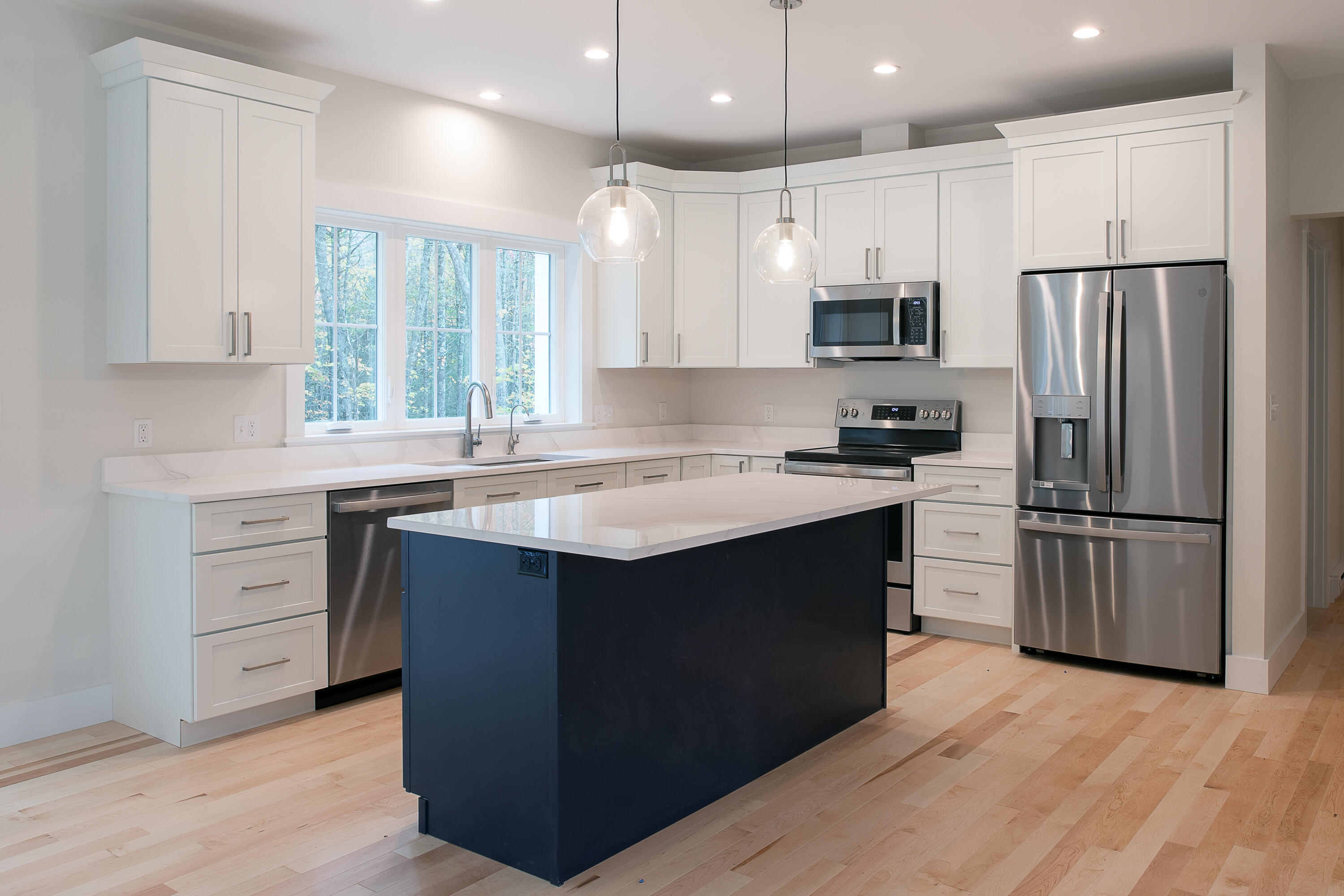 15 Lessard Circle Arundel ME 04046