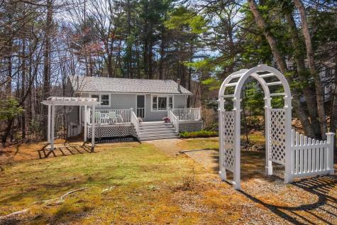 14 Beacon Street Extension York ME 03909