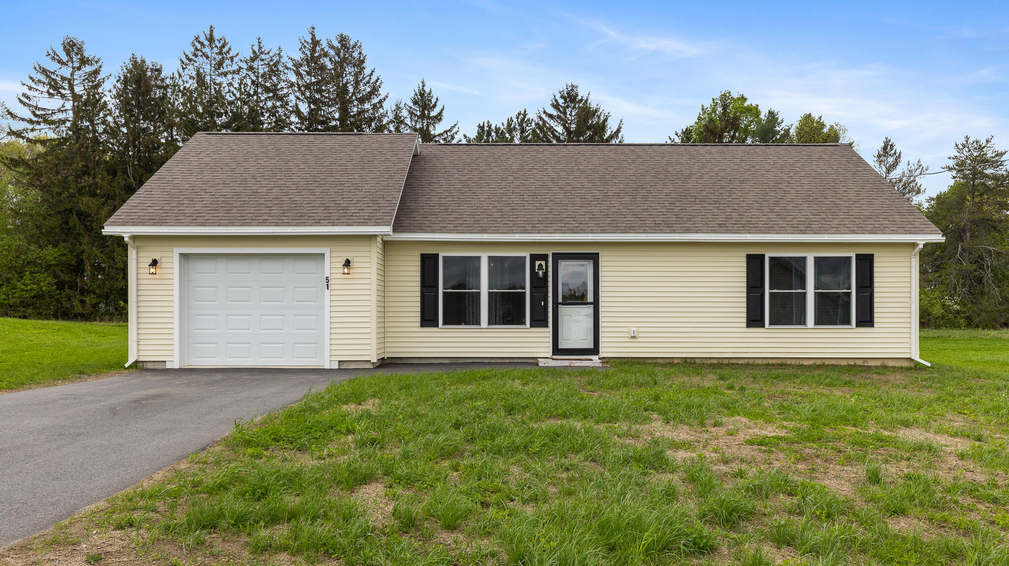 51 Stearns Farm Road Hampden ME 04444